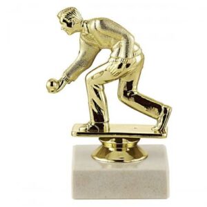 Trophée sujet en or personne qui lance boule de pétanque