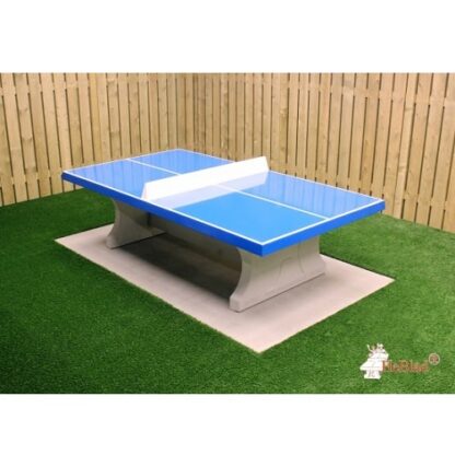 Table de tennis de table en béton monobloc de couleur bleue